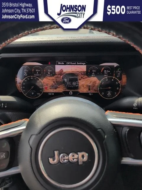 Used 2021 Black Jeep Mojave image 13