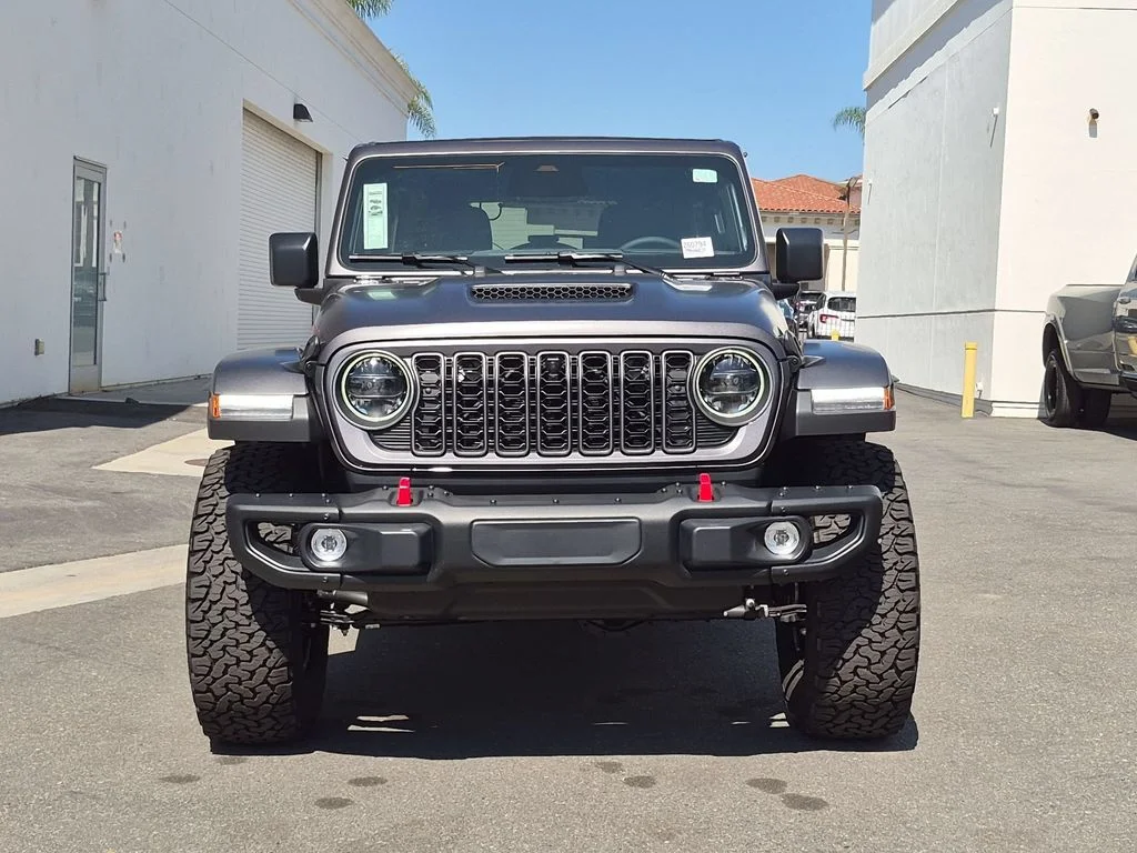 New 2026 Granite Crystal Metallic Clear-Coat Exterior Paint Jeep Rubicon X image 2