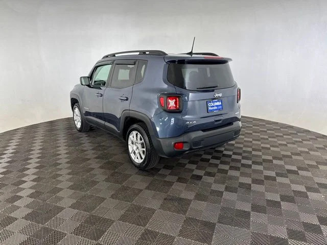 Used 2019 Blue Jeep Latitude image 9