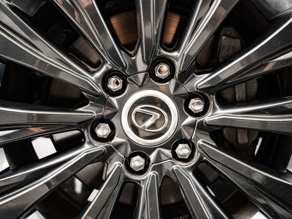 Used 2023 Atomic Silver Lexus 460 image 8