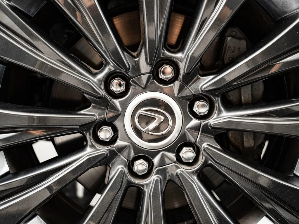 Used 2023 Atomic Silver Lexus 460 image 8