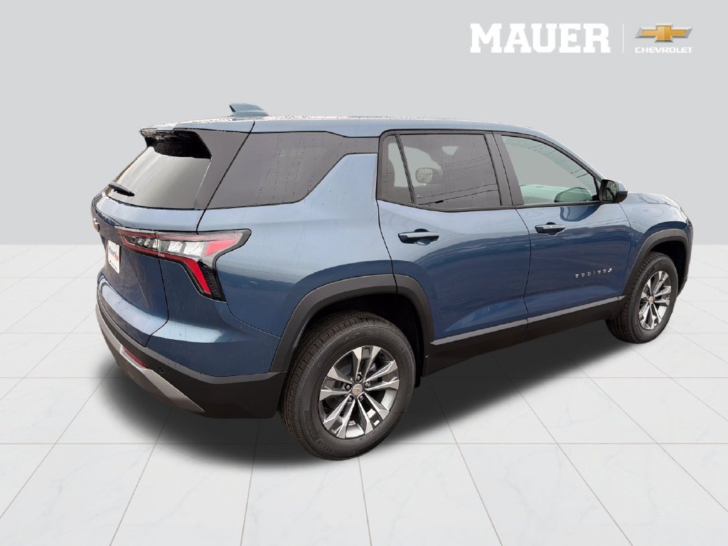 2027 Chevrolet Equinox LT - Photo 7
