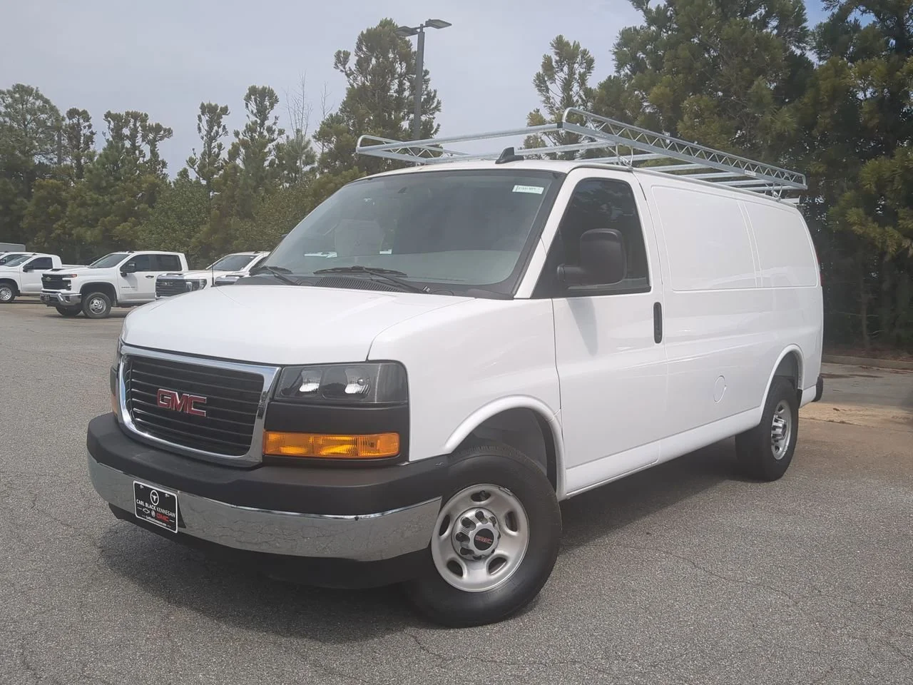 2025 GMC Savana 2500's photo