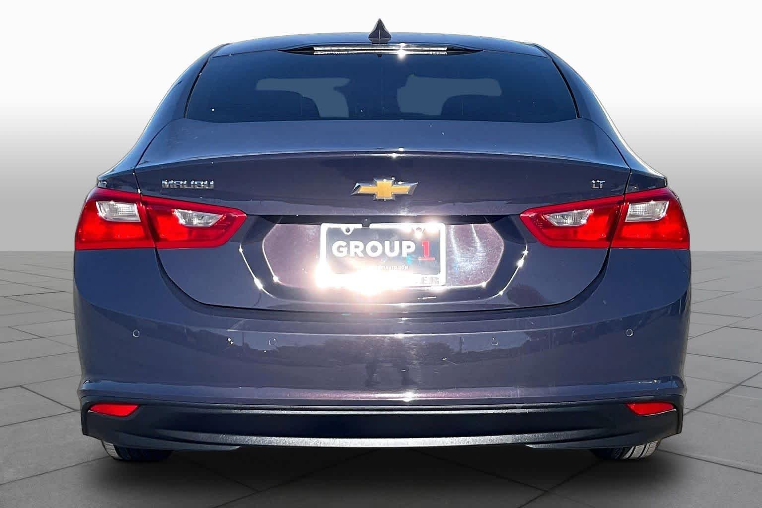 Used 2025 Night Chevrolet LT image 5