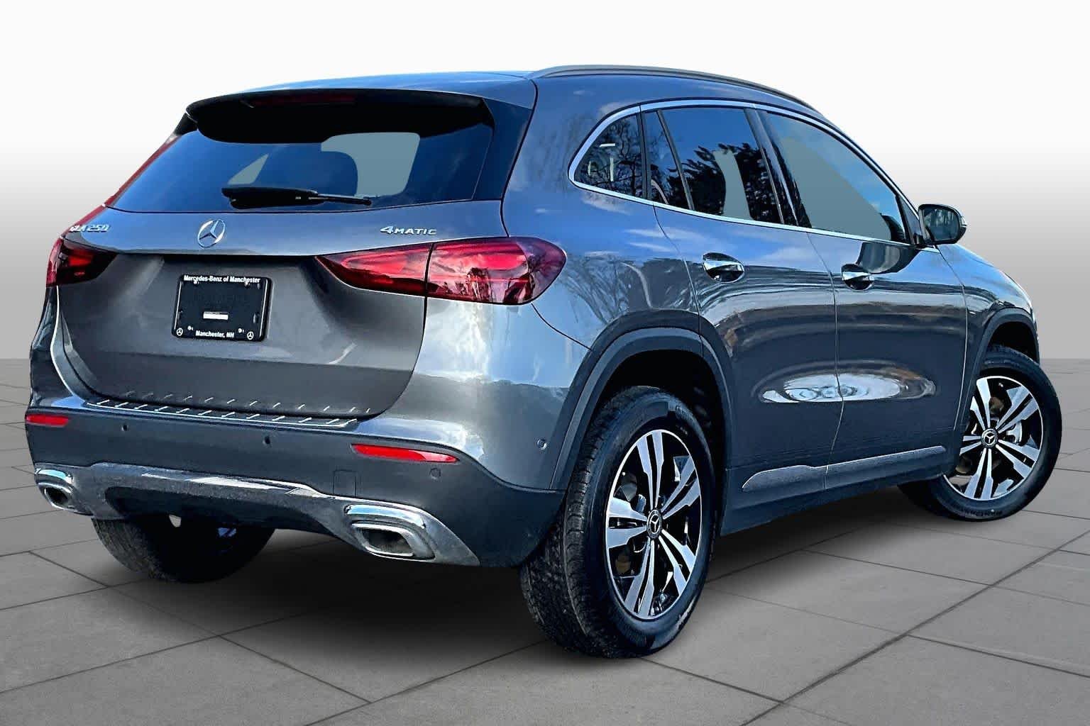 New 2026 Mountain Grey Metallic Mercedes-Benz GLA 250 image 13