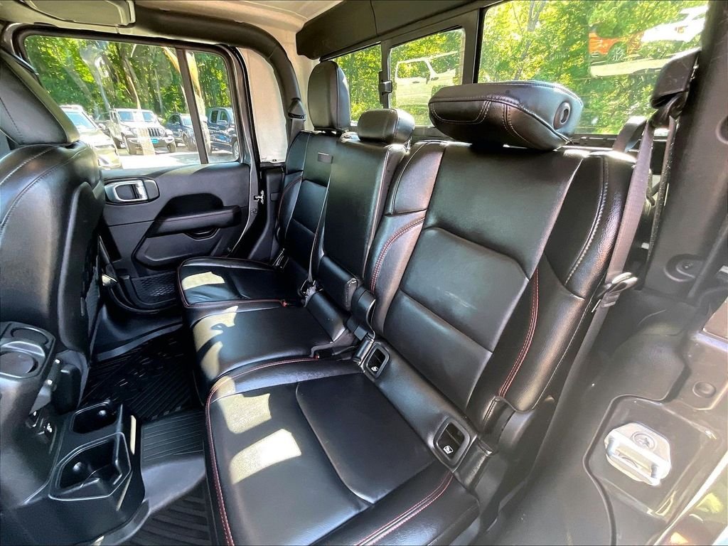 Used 2021 Gray Jeep Rubicon image 25