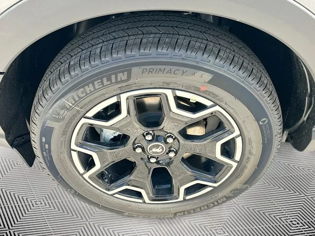 New 2026 Gray Metallic Ford Outer Banks image 19