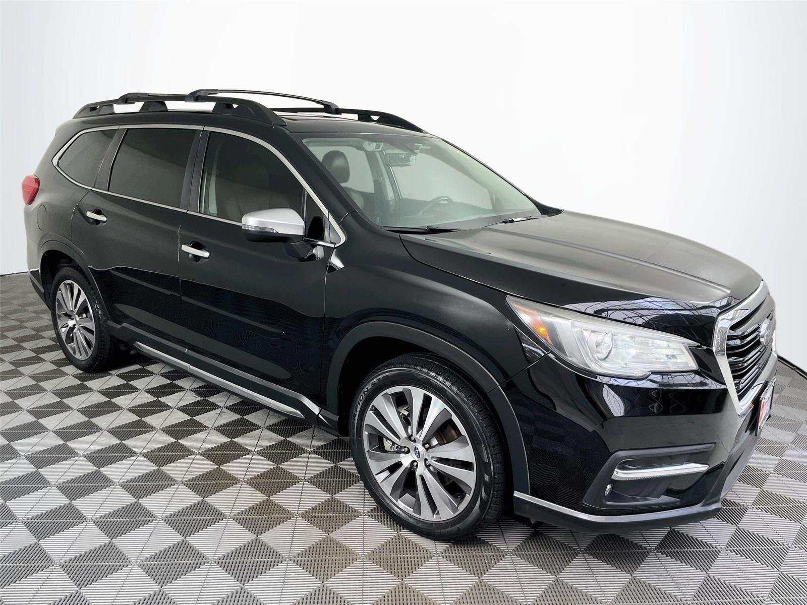 2020 Subaru Ascent Touring's photo
