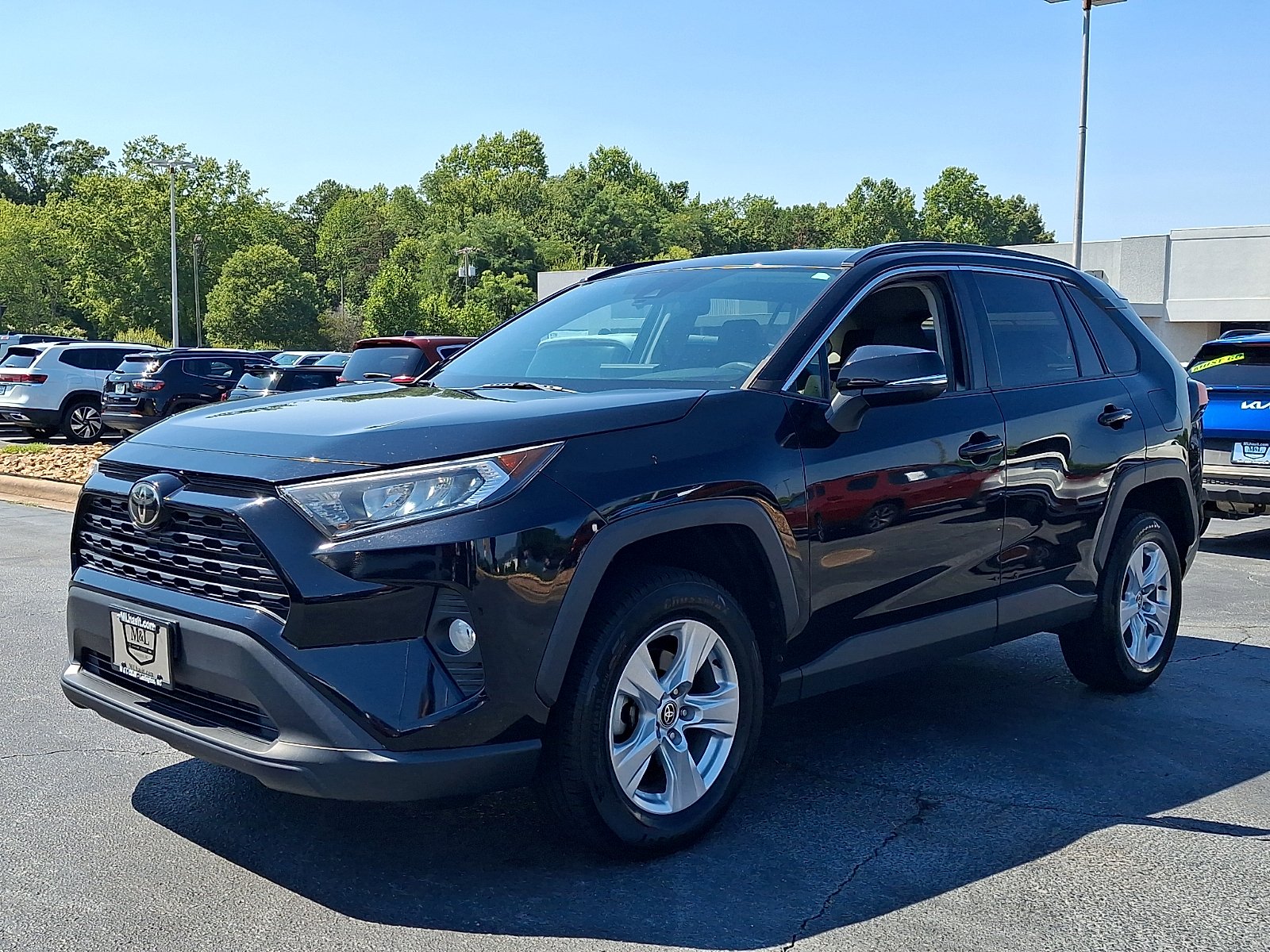 Used 2021 Midnight Black Metallic - 218 Toyota XLE image 3