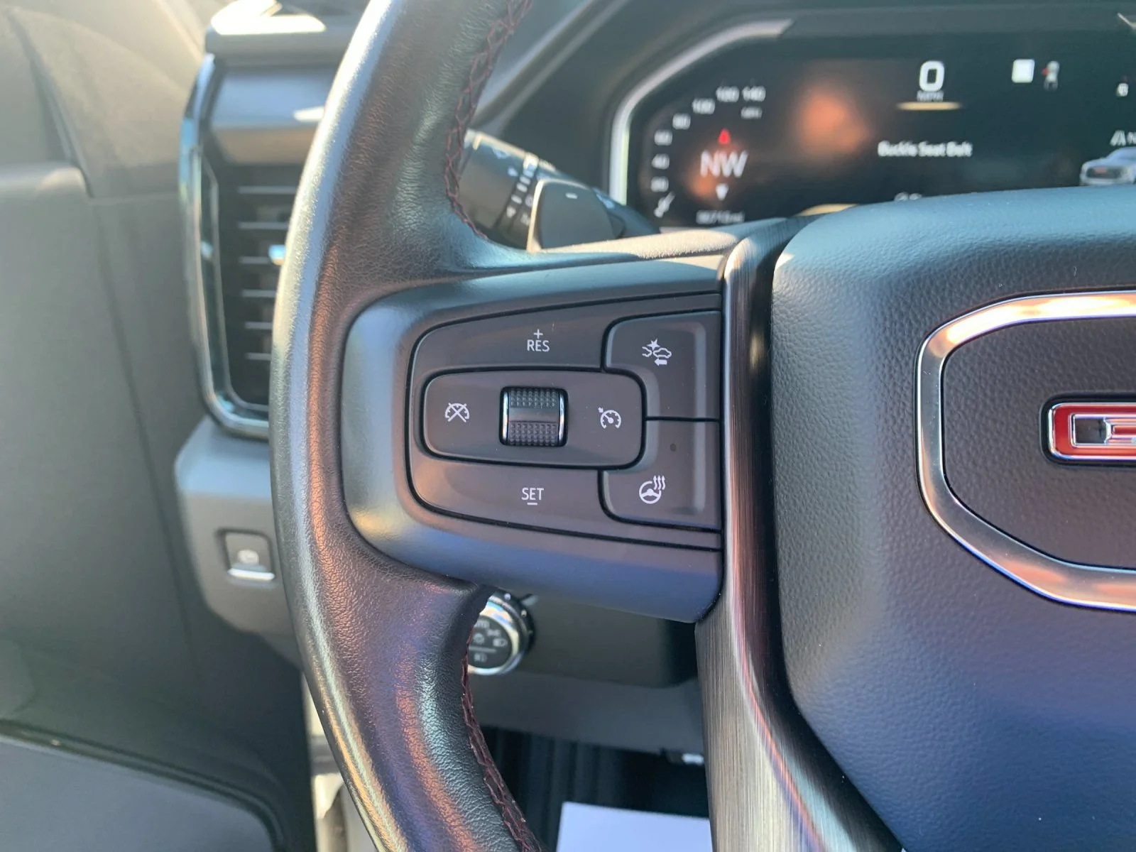 Used 2022 Summit White GMC AT4X image 26