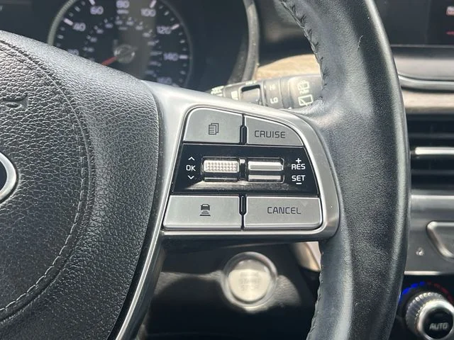 Used 2021 Green Kia EX image 30
