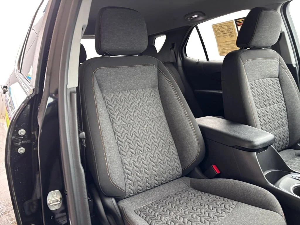 Used 2022 Mosaic Black Metallic Chevrolet LT image 26