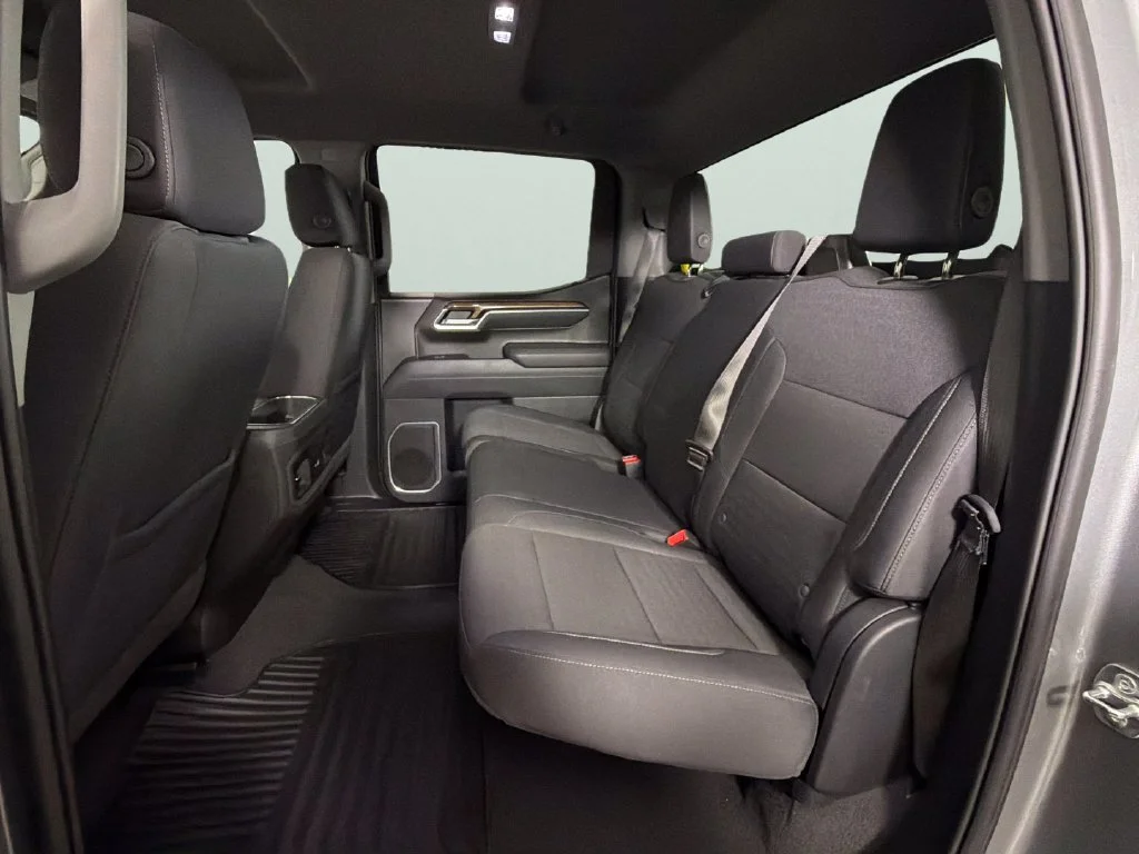 Used 2025 Sterling Gray Metallic Chevrolet RST image 27