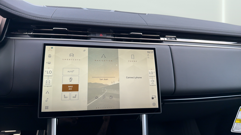 New 2026 Santorini Black Land Rover SE image 22
