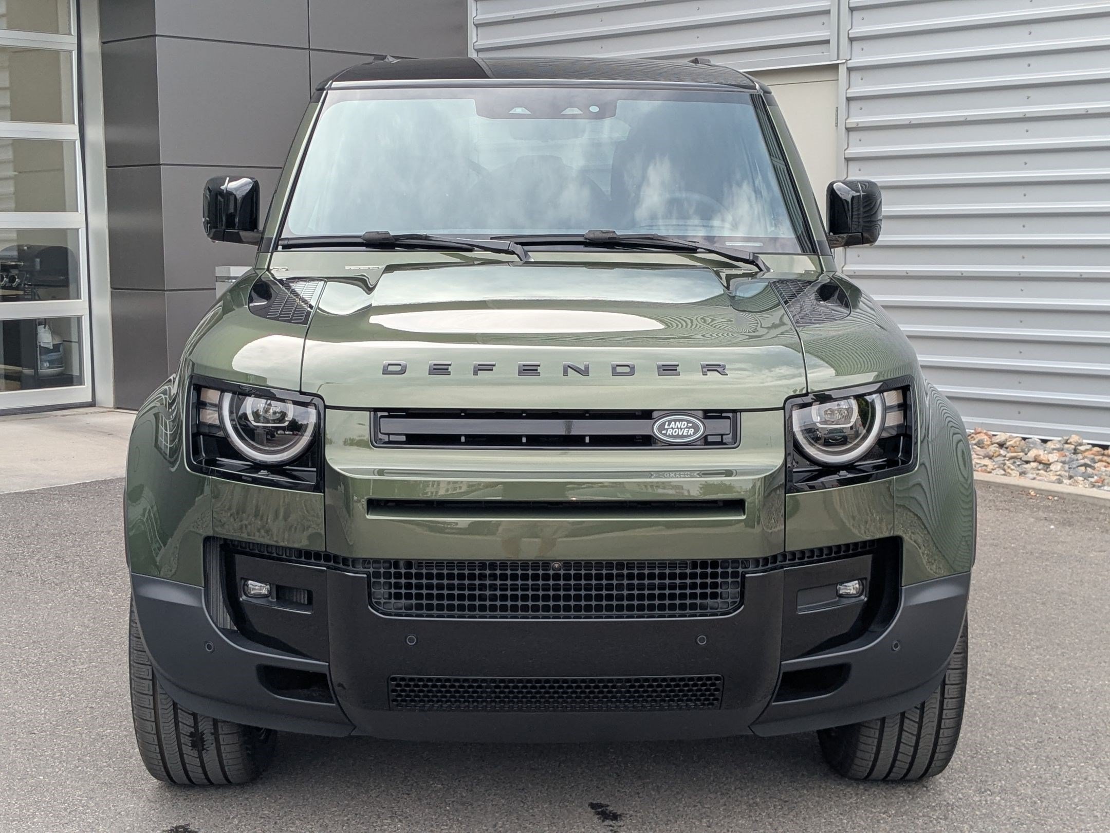 New 2026 Woolstone Green Land Rover P300 S image 2