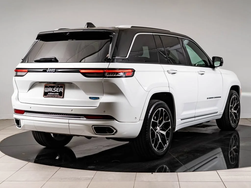 Used 2022 Bright White Clearcoat Jeep Summit Reserve 4xe image 10
