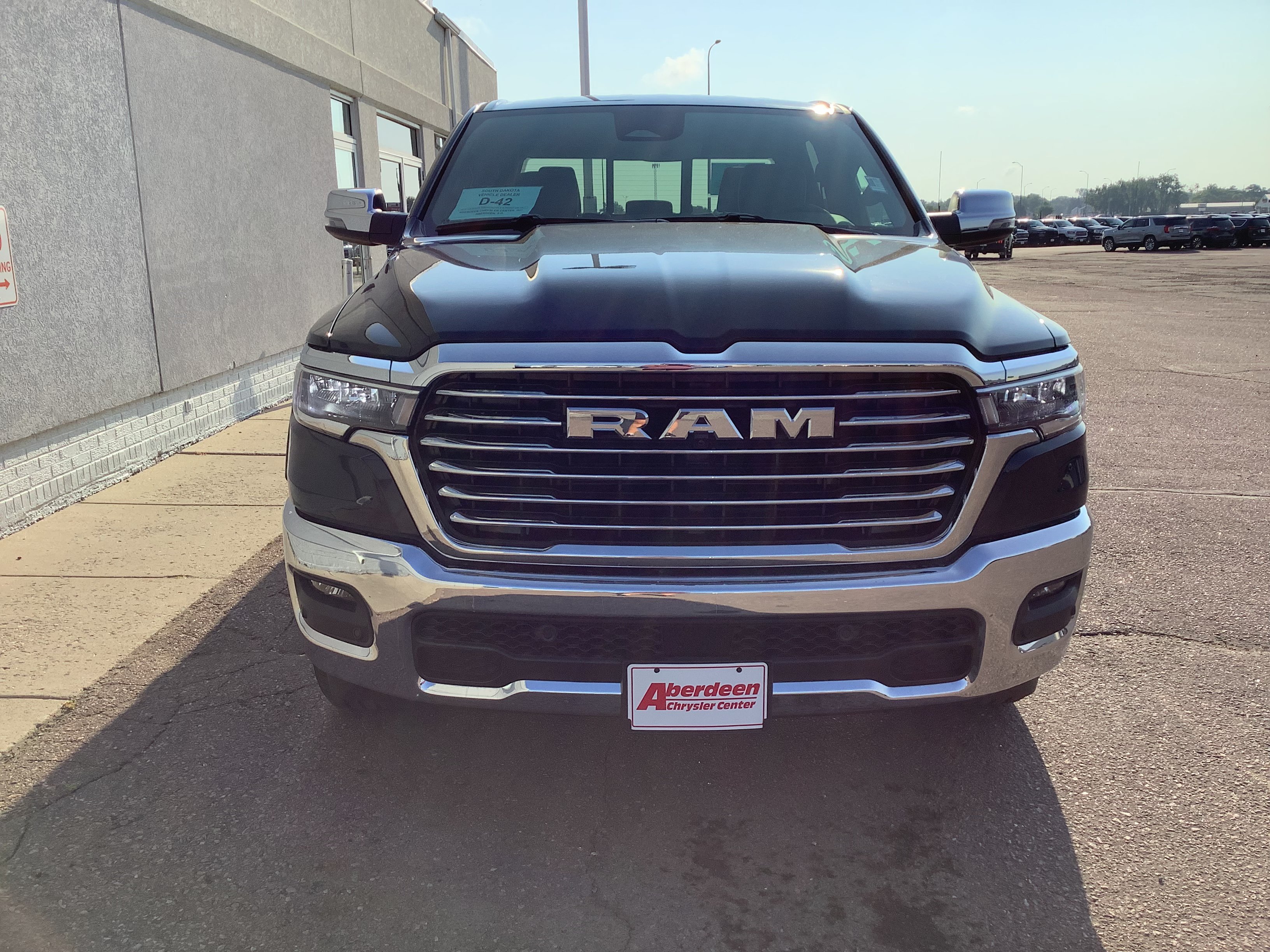 New 2026 Granite Crystal Metallic Clear-Coat Exterior Paint RAM Laramie image 5
