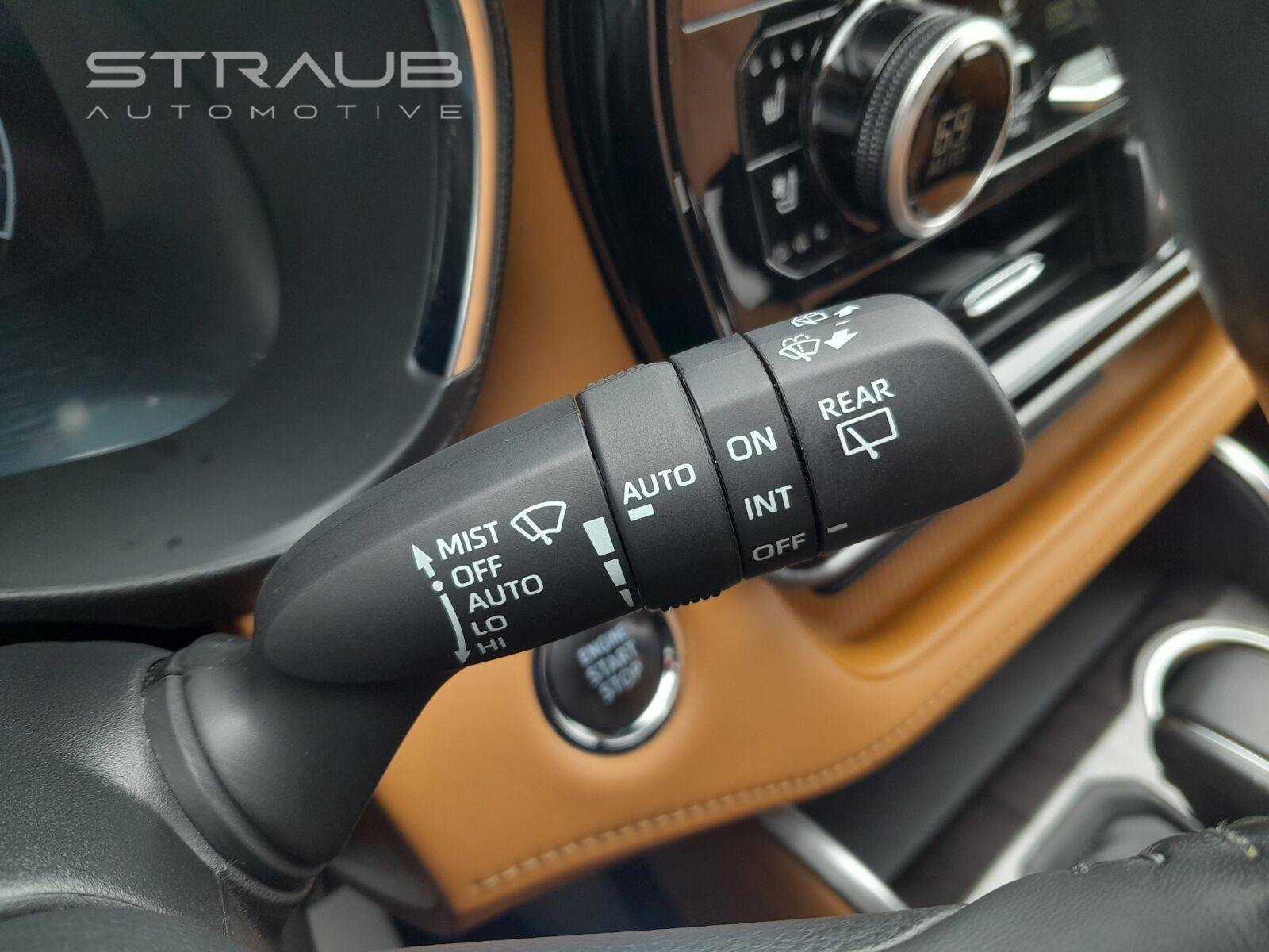 2023 Toyota Highlander Platinum - Photo 17