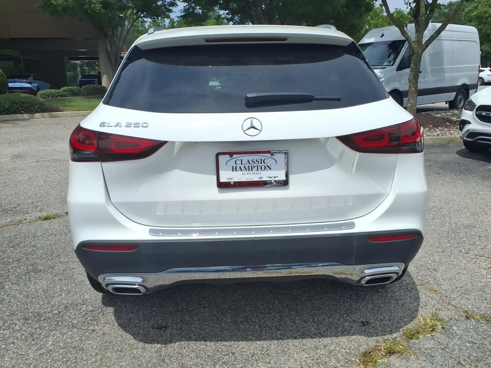 Used 2023 Polar White Mercedes-Benz GLA 250 image 7