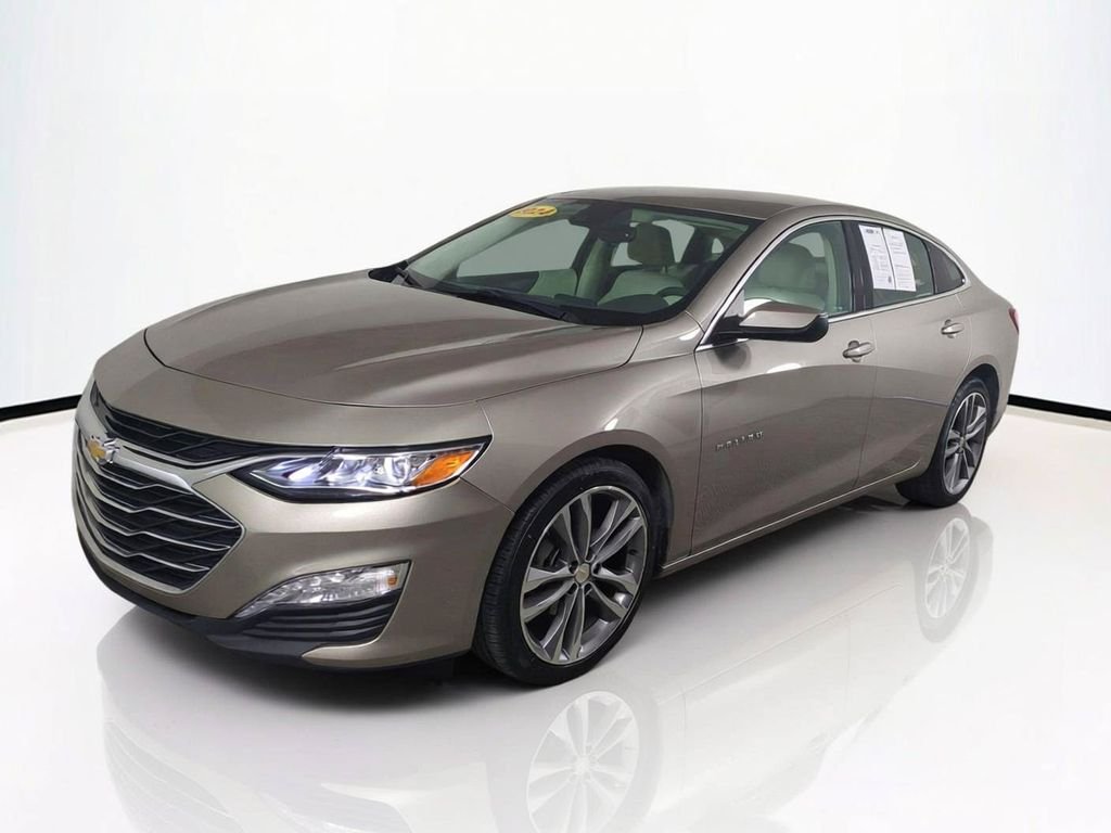Used 2024 Gray Chevrolet LT image 9