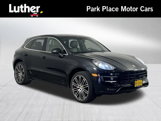 2016 Porsche Macan Turbo