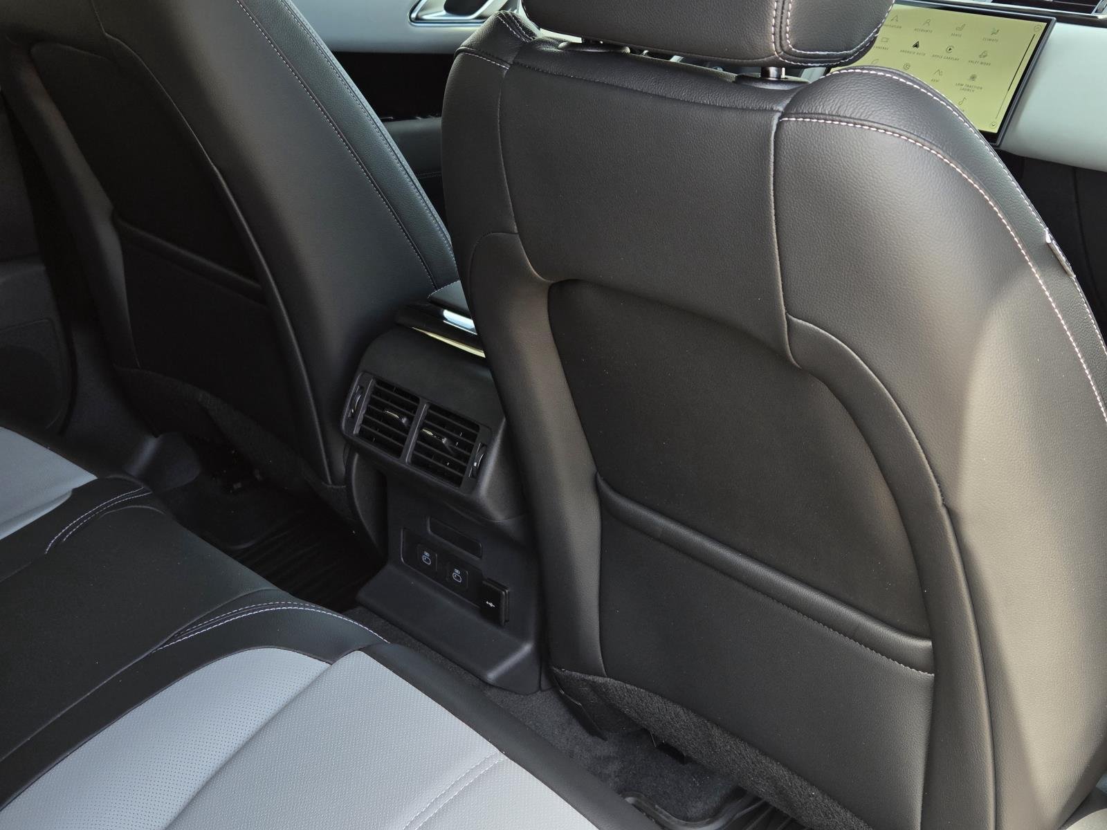 New 2026 Arroios Grey Land Rover Belgravia Edition image 39
