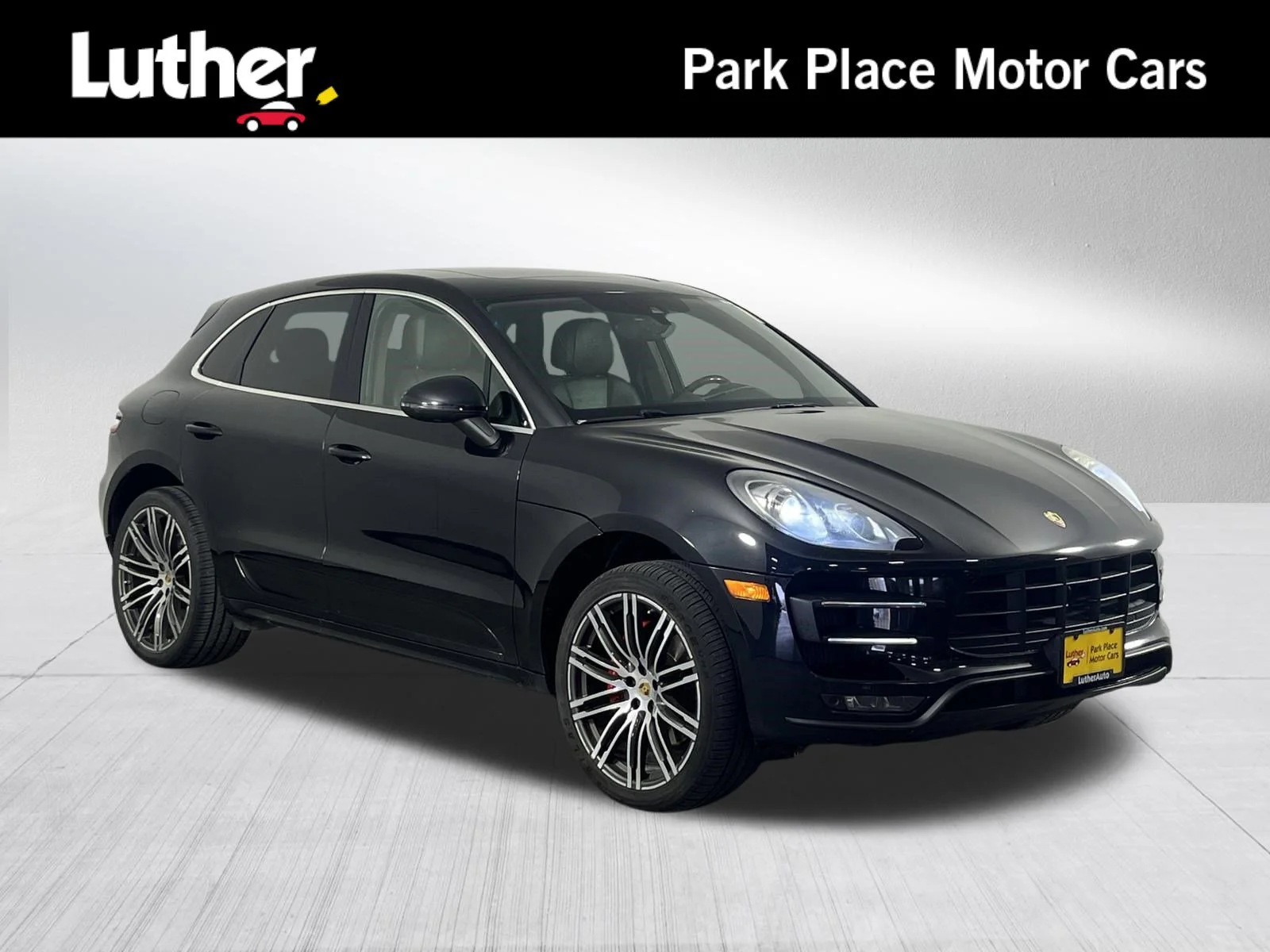 2016 Porsche Macan Turbo