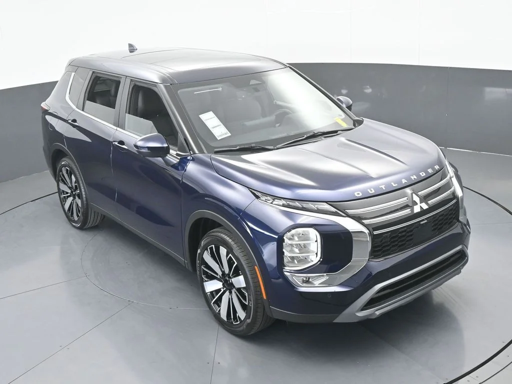 New 2026 Cosmic Blue Metallic Mitsubishi SE image 55