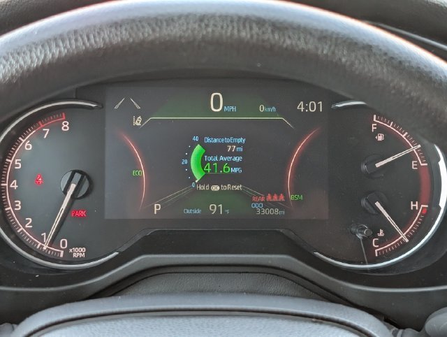 Used 2025 White Toyota XLE image 25
