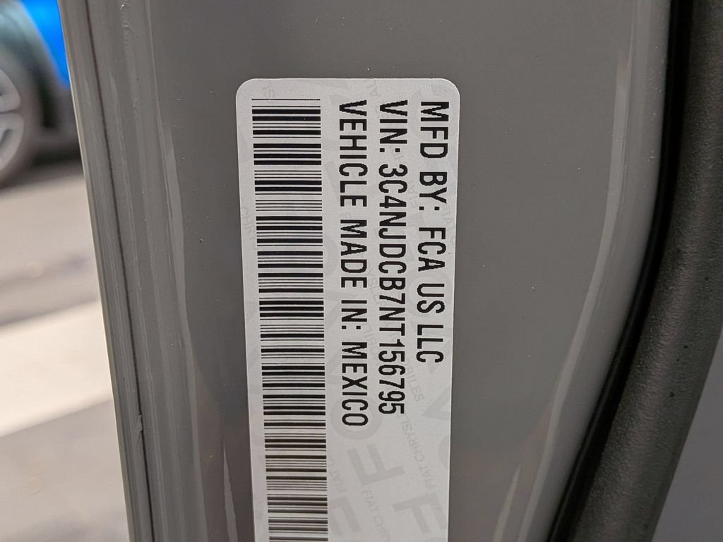 Used 2022 Gray Jeep Limited image 27