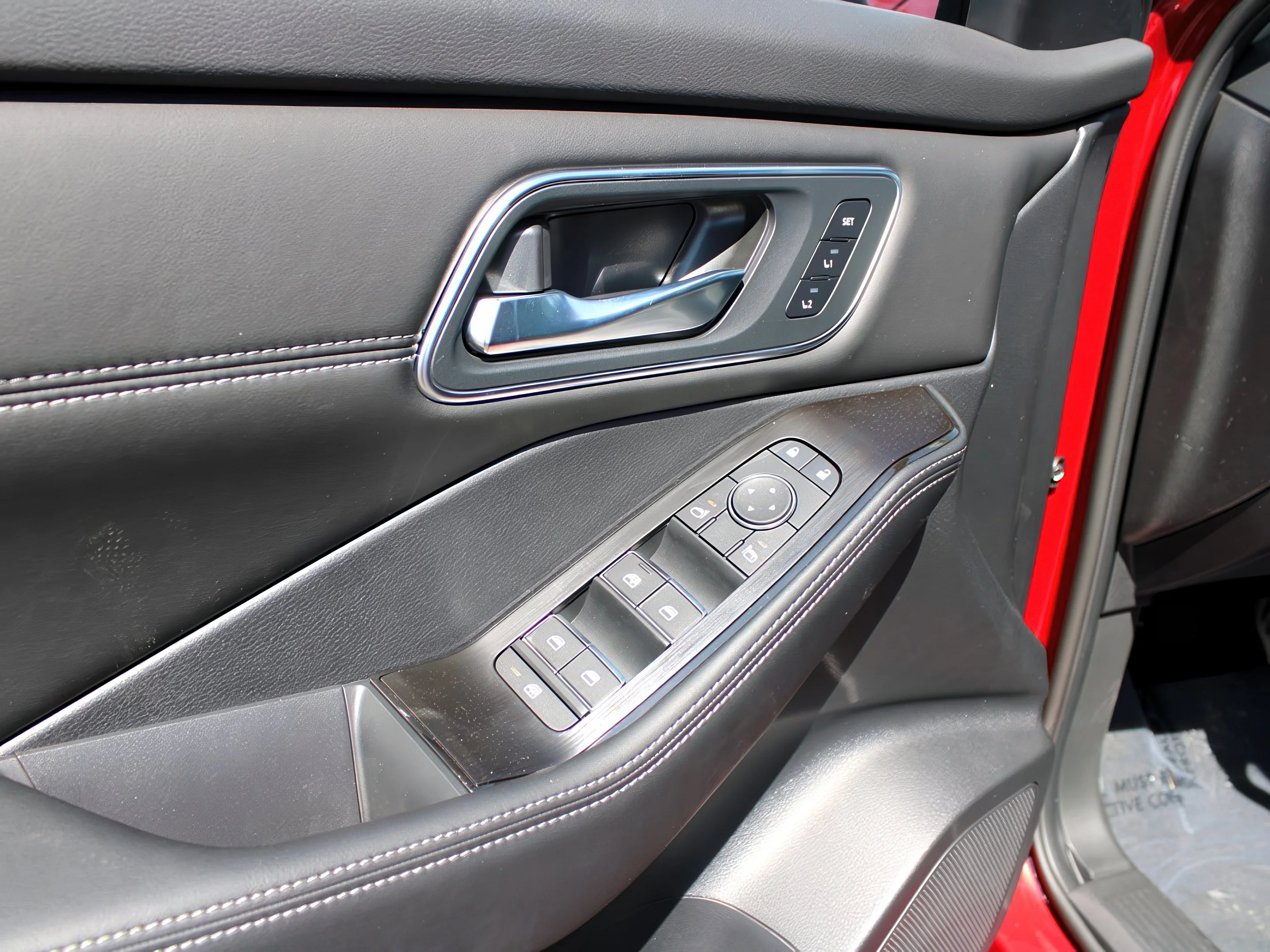 New 2025 Scarlet Ember Tintcoat Nissan Platinum image 12