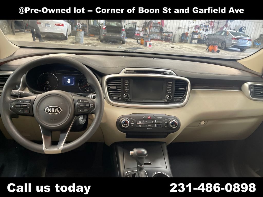 Used 2018 Blue Kia LX image 18