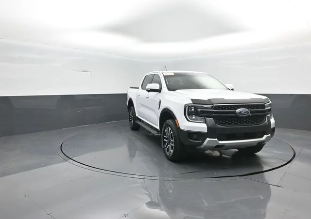 Used 2024 White Ford Lariat image 3