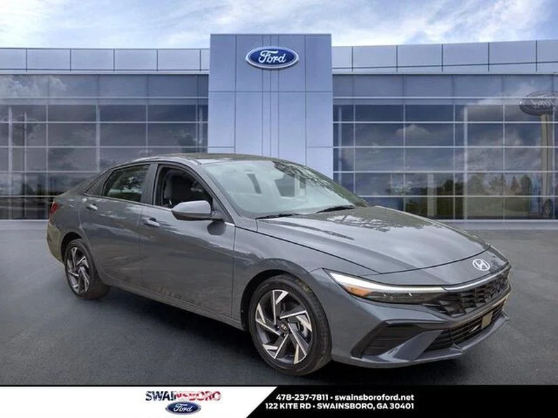 2025 Hyundai Elantra 2.0 SEL Convenience IVT's photo