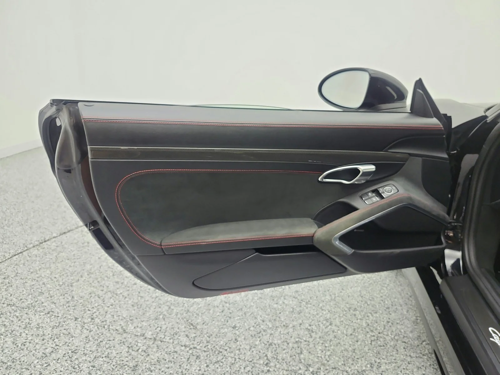 Used 2021 Black Porsche GTS 4.0 Coupe image 14