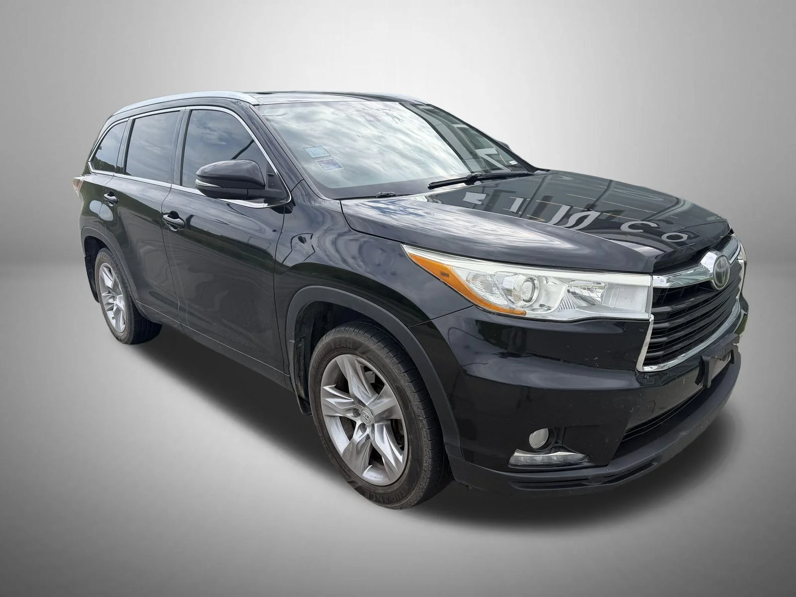 Used 2014 Black Toyota Limited Platinum V6 image 1