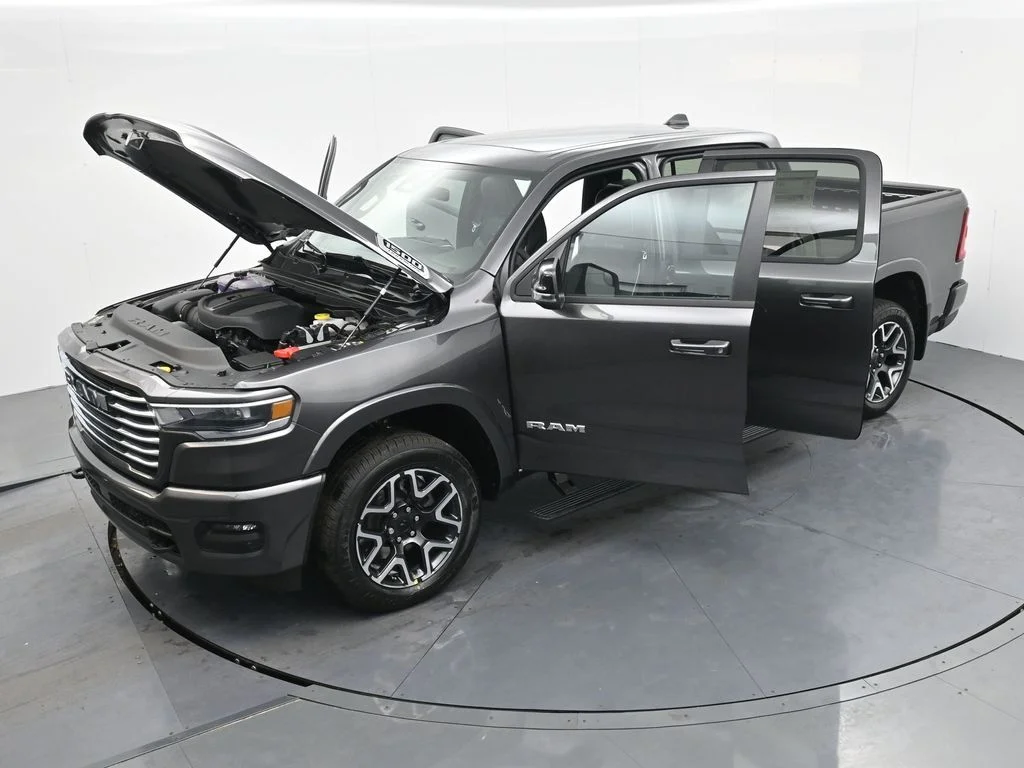 New 2026 Granite Crystal Metallic Clear-Coat Exterior Paint RAM Laramie image 45