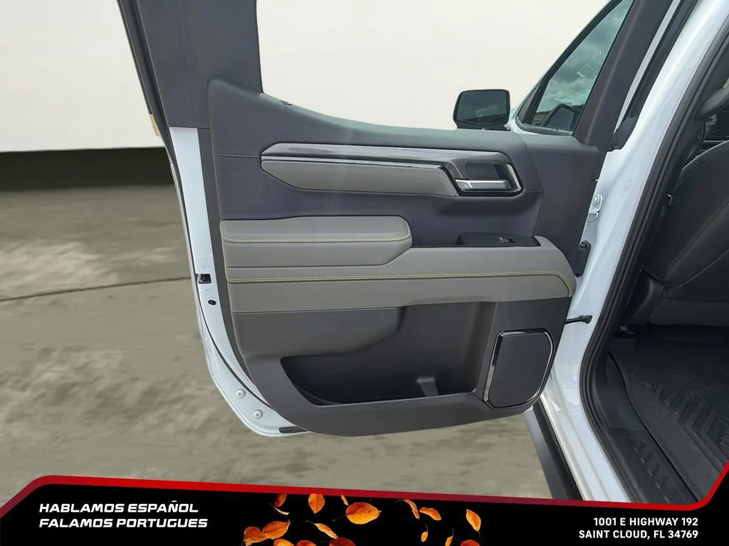 Used 2025 Summit White Chevrolet ZR2 image 23