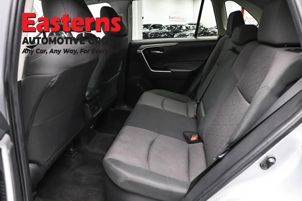 Used 2024 Silver Toyota XLE image 20