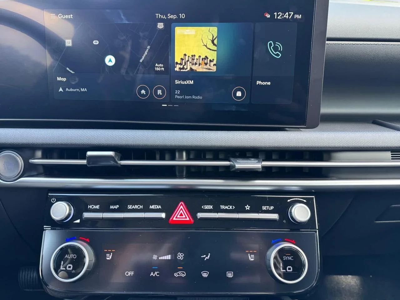 New 2026 Silver Hyundai SEL Premium AWD image 14
