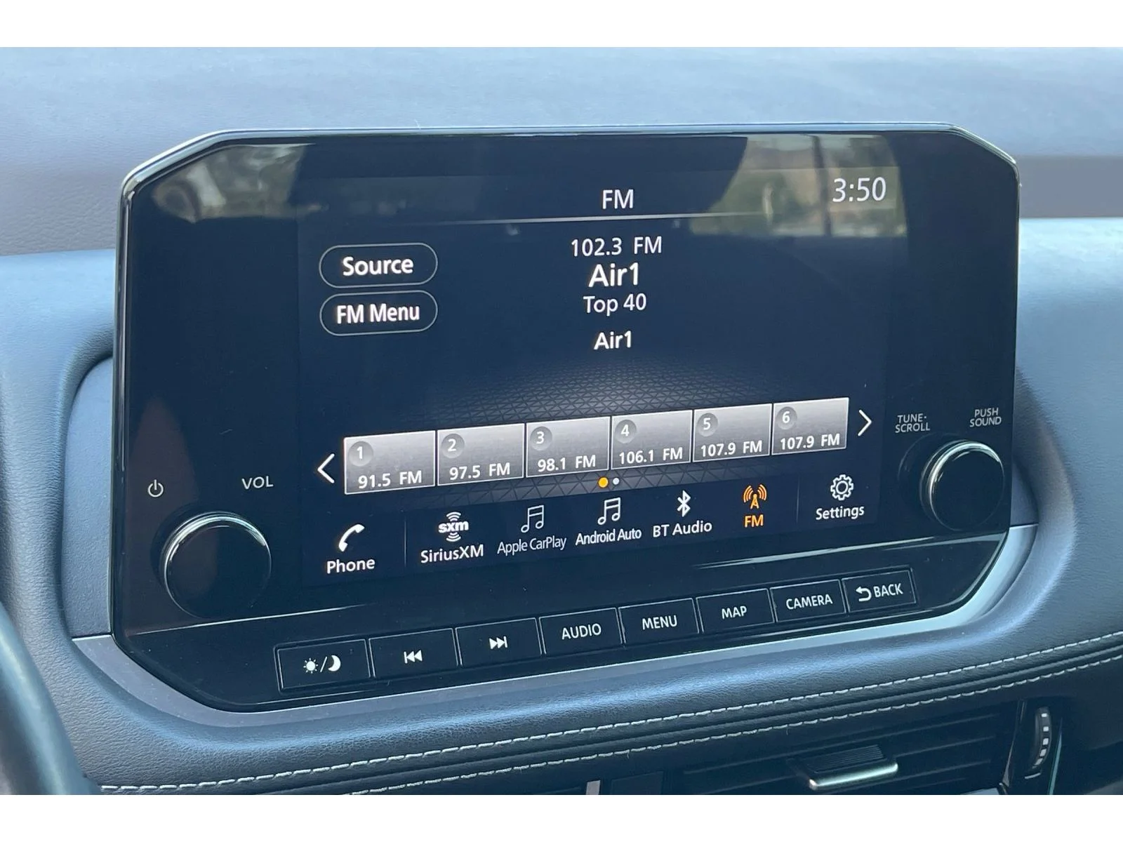 Used 2023 Caspian Blue Metallic Nissan SL image 26