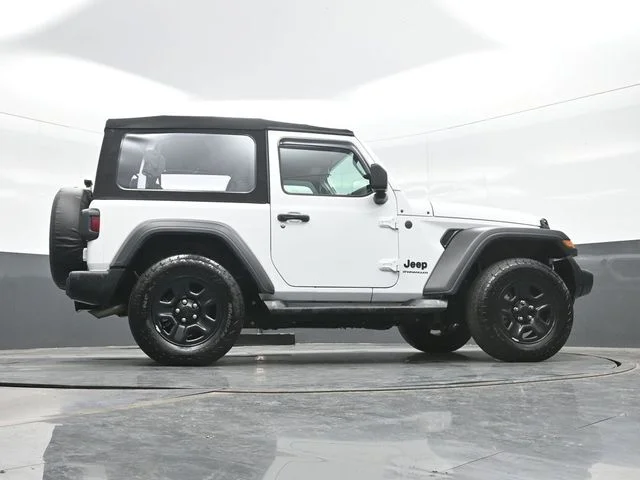 Used 2024 White Jeep Sport image 25