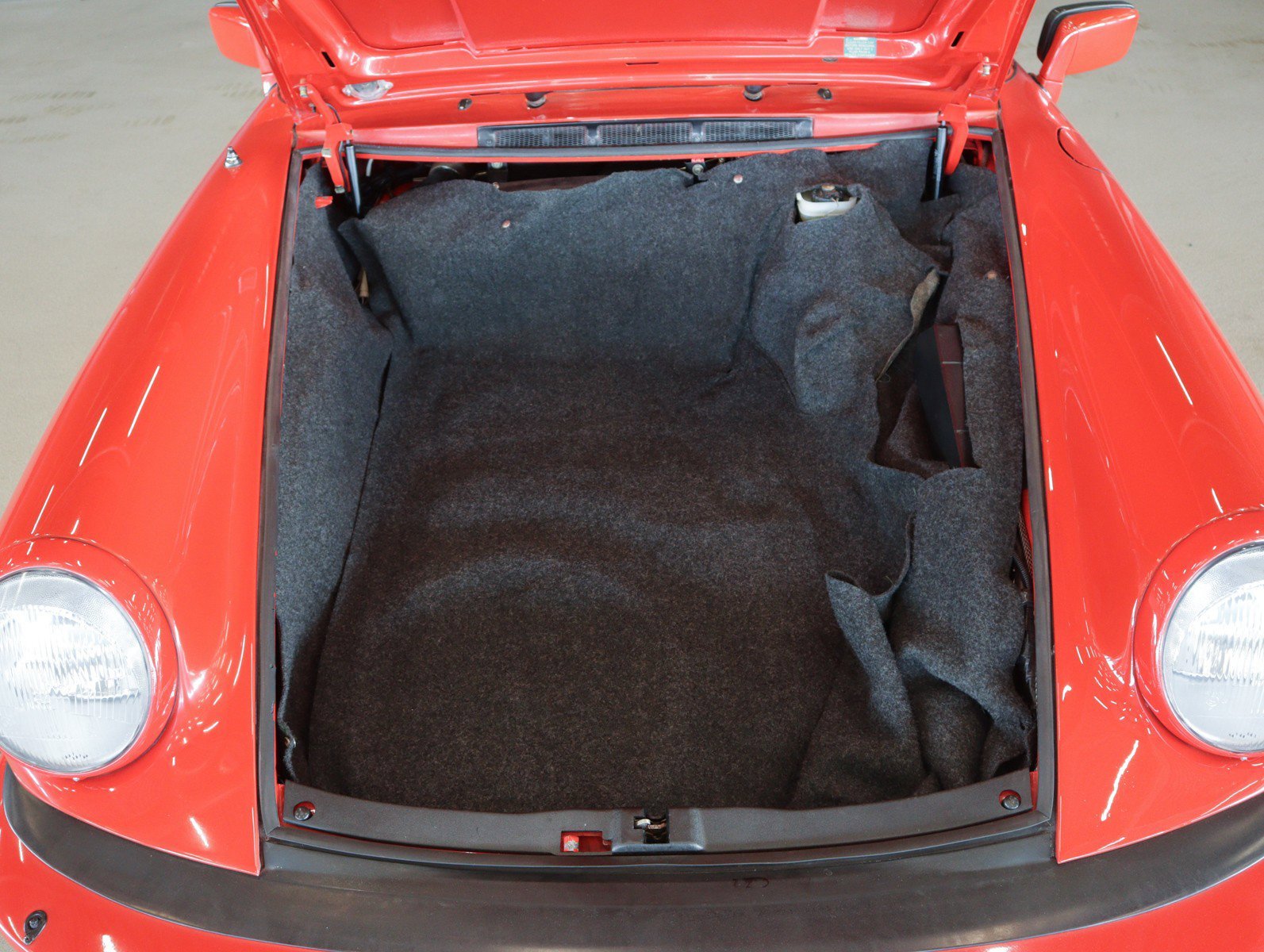 Used 1985 Guards Red Porsche Targa w/5speed trans image 24