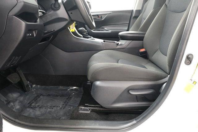 Certified Used 2024 ICE CAP Toyota  image 31