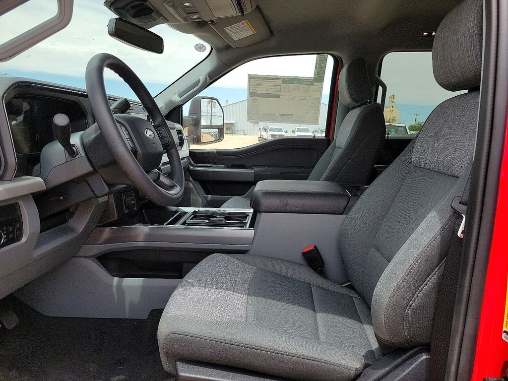 2025 Ford F-250 Super Duty XLT - Photo 19
