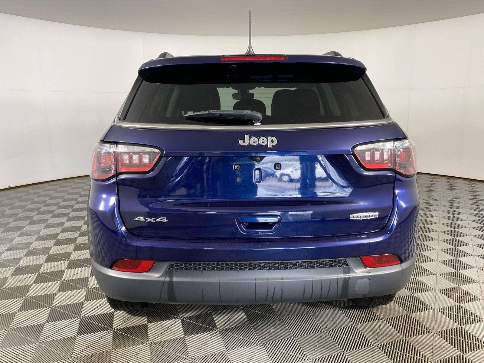 Used 2021 Jazz Blue Pearlcoat Jeep Latitude image 6
