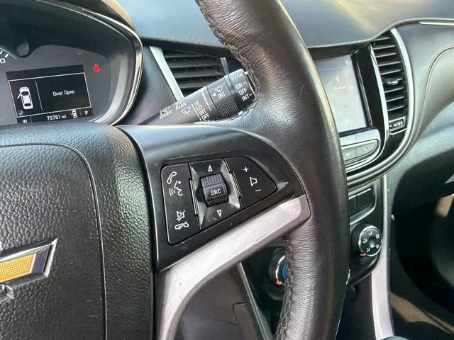 Used 2022 Red Chevrolet LT image 28