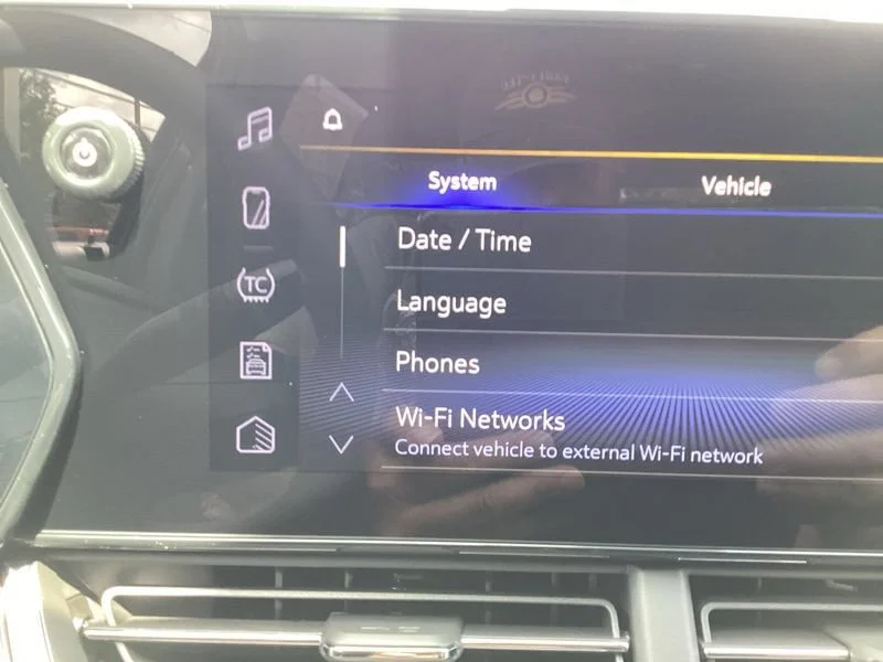 New 2026 Mosaic Black Metallic Chevrolet ACTIV image 36