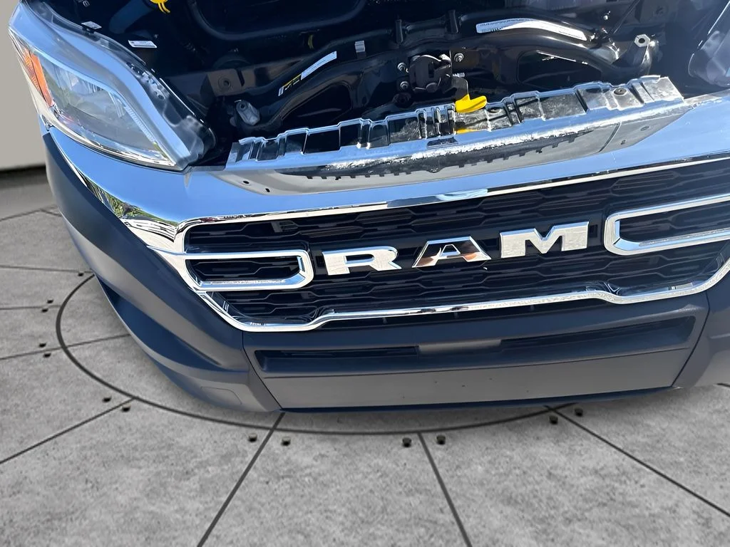 Used 2025 White Ram Base image 26