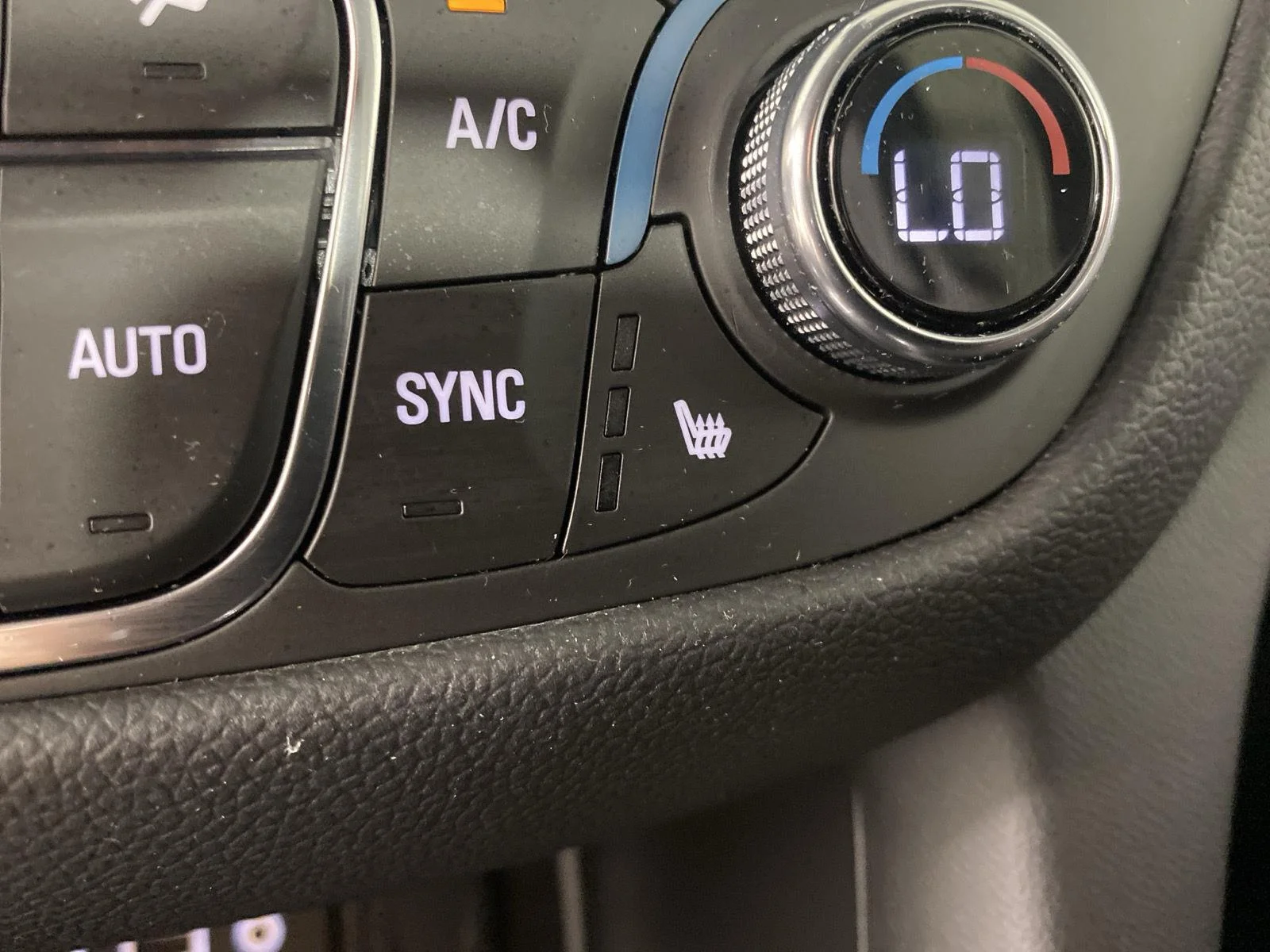 Used 2024 Summit White Chevrolet LT image 20